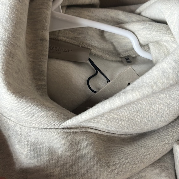 Fear Of God Essentials Light Oatmeal Hoodie - Picture 3 of 3